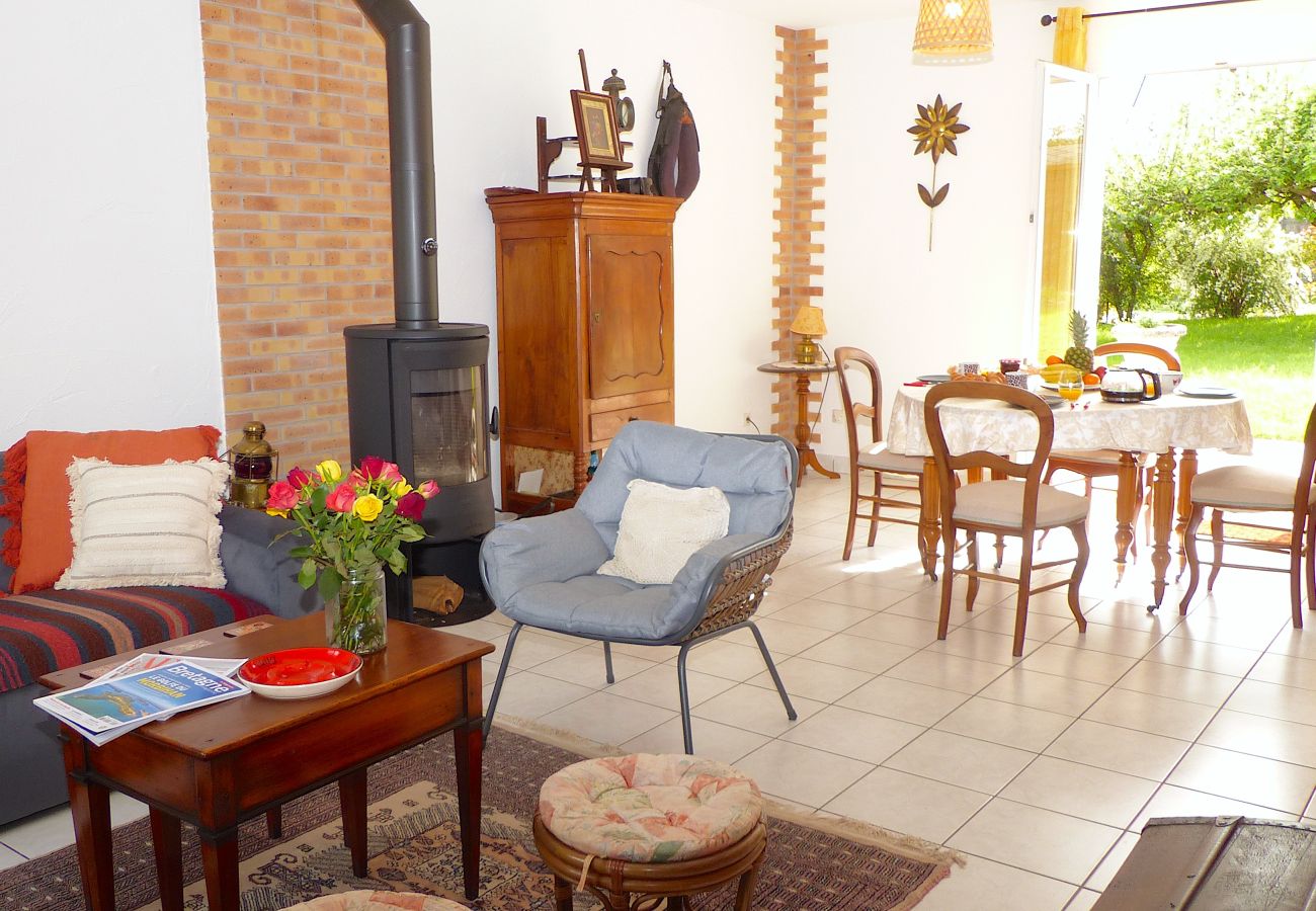 Maison à Plougoumelen - Charmante maison de village proche rivière du Bono 