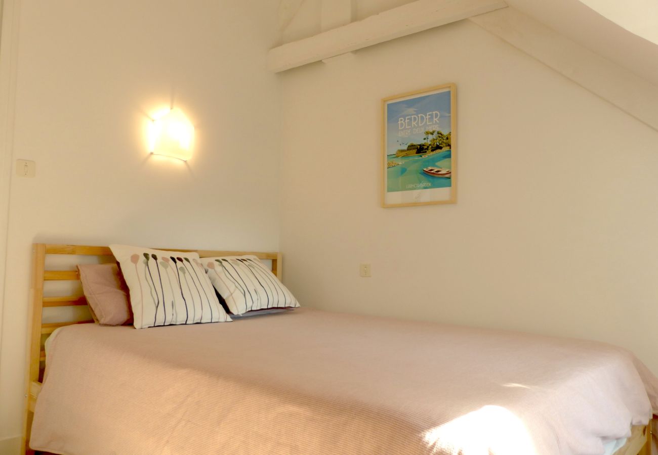 Maison à Larmor-Baden - Belle longère 3* en campagne à 800 m de la mer