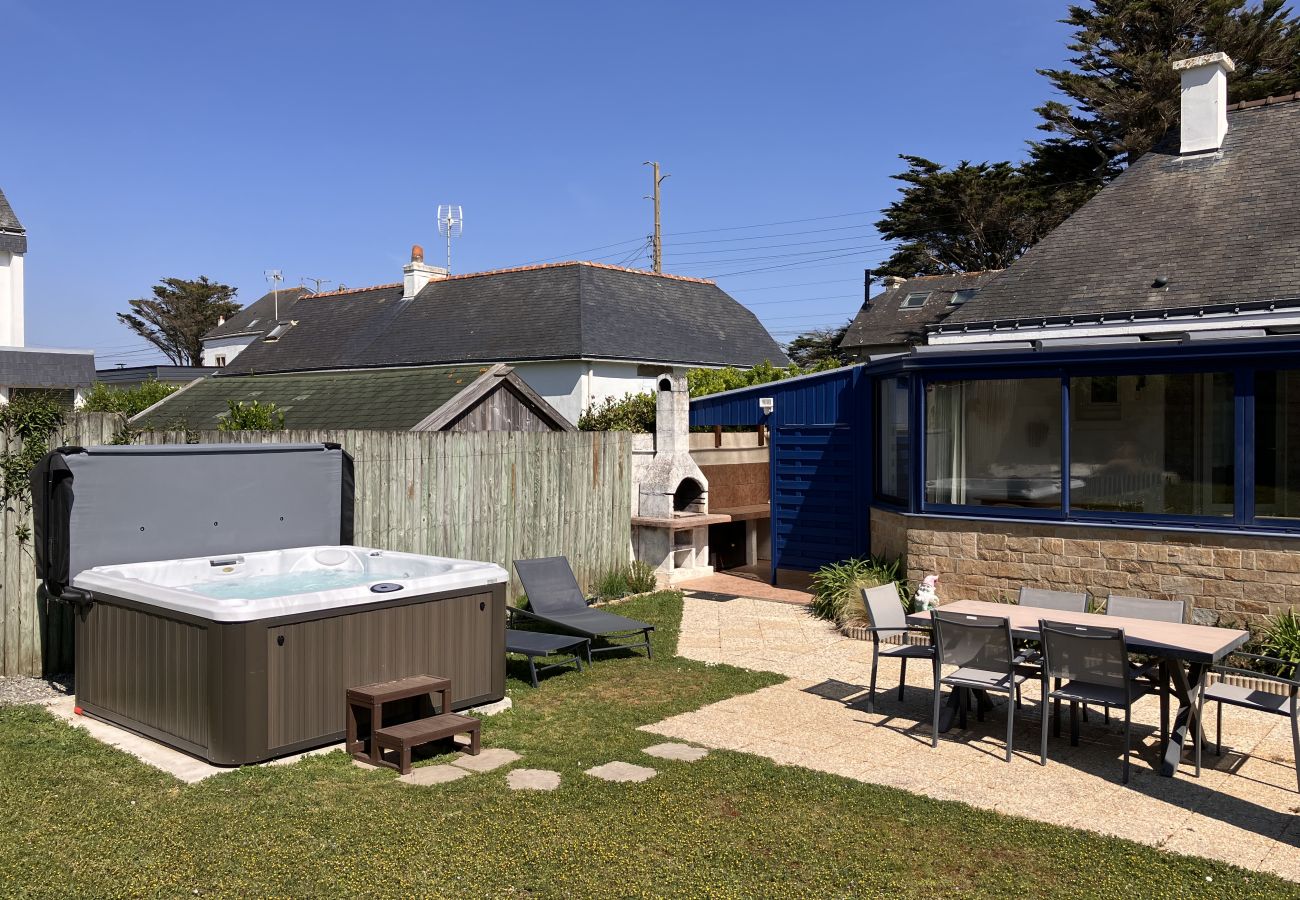 Maison à Saint-Pierre-Quiberon - Maison 3* avec jacuzzi à Penthièvre, proche plages