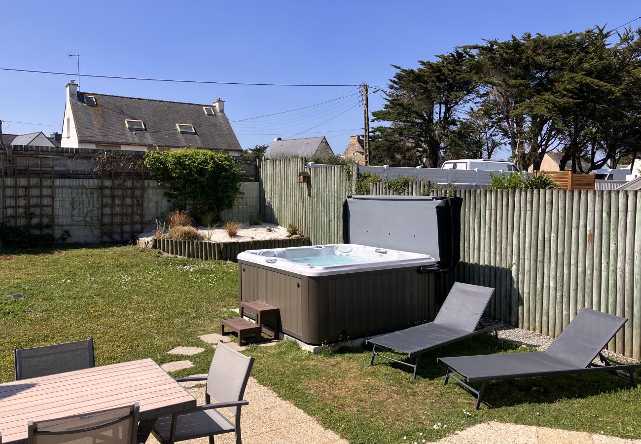 Maison à Saint-Pierre-Quiberon - Maison 3* avec jacuzzi à Penthièvre, proche plages