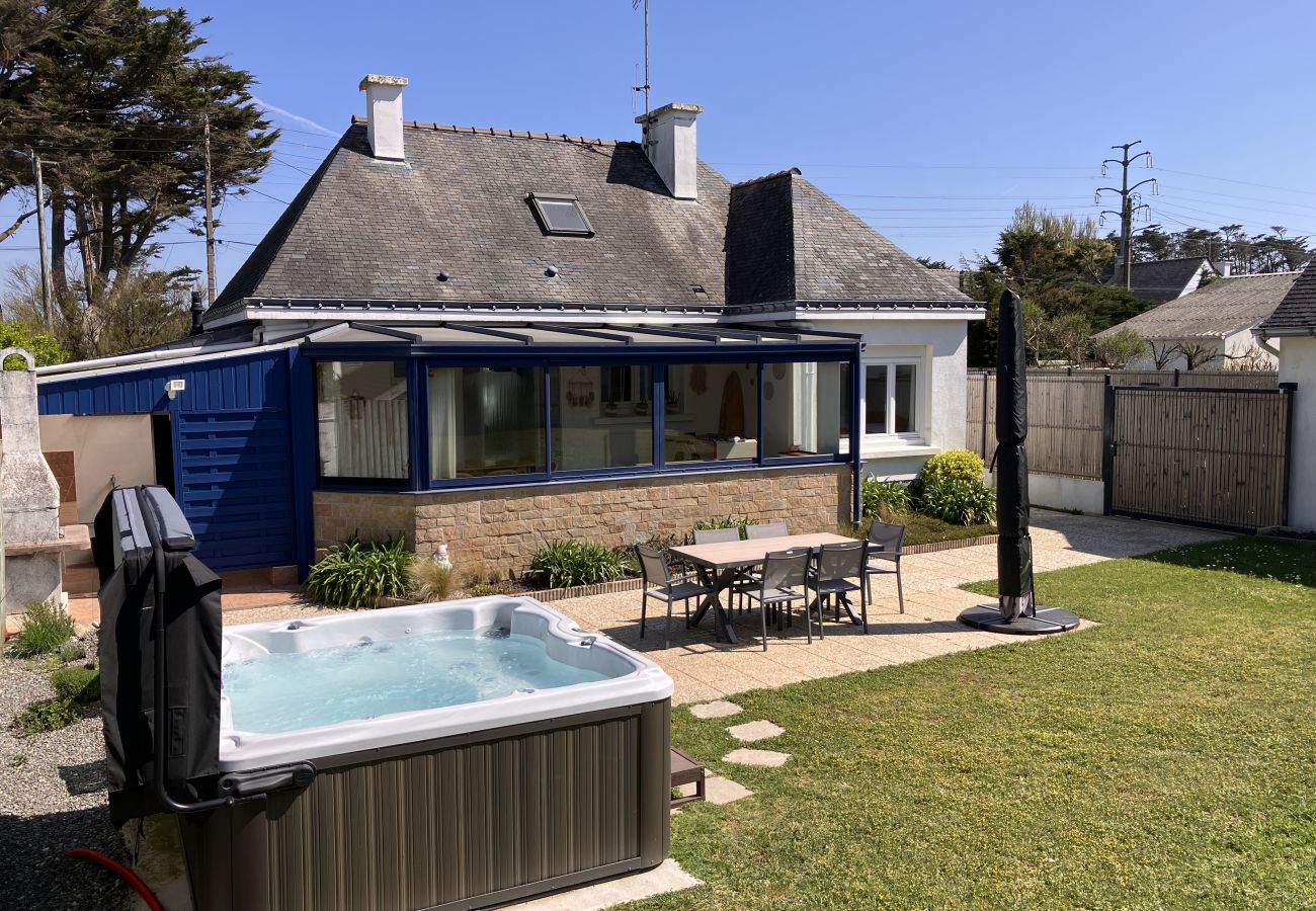 Maison à Saint-Pierre-Quiberon - Maison 3* avec jacuzzi à Penthièvre, proche plages