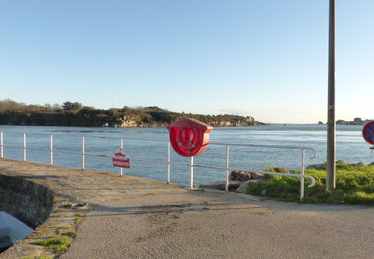 Appartement à Plouhinec - Appartement tout confort avec vue sur mer