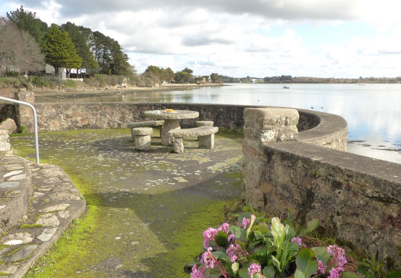 Maison à Sainte-Hélène - Maison fraichement rénovée les pieds dans l’eau