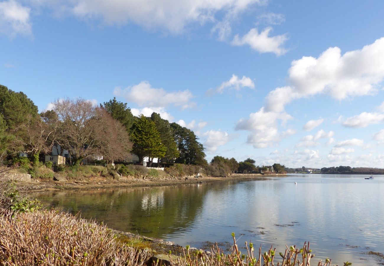 Maison à Sainte-Hélène - Maison fraichement rénovée les pieds dans l’eau