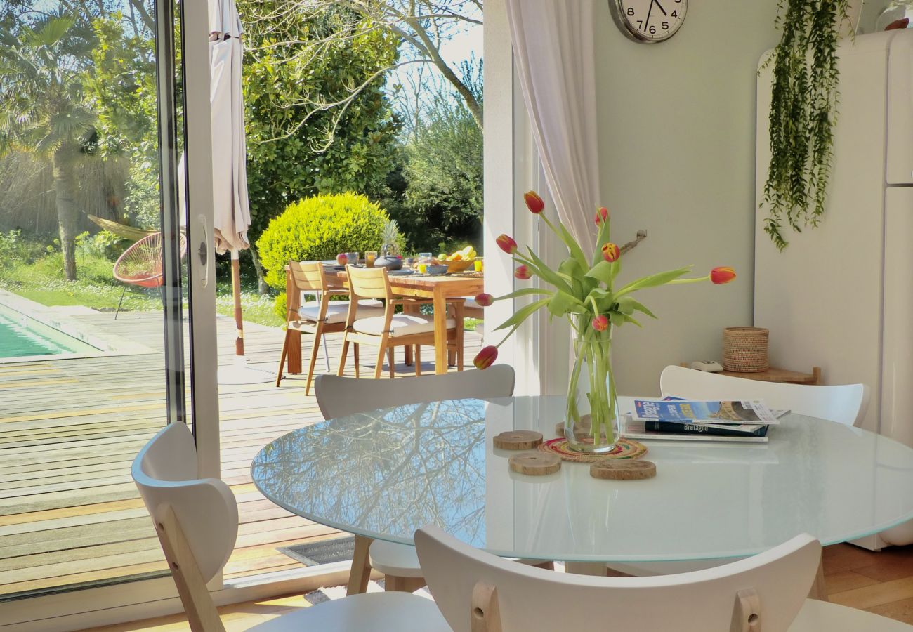 Villa à Erdeven - Kercolette, havre de paix avec piscine prox plages