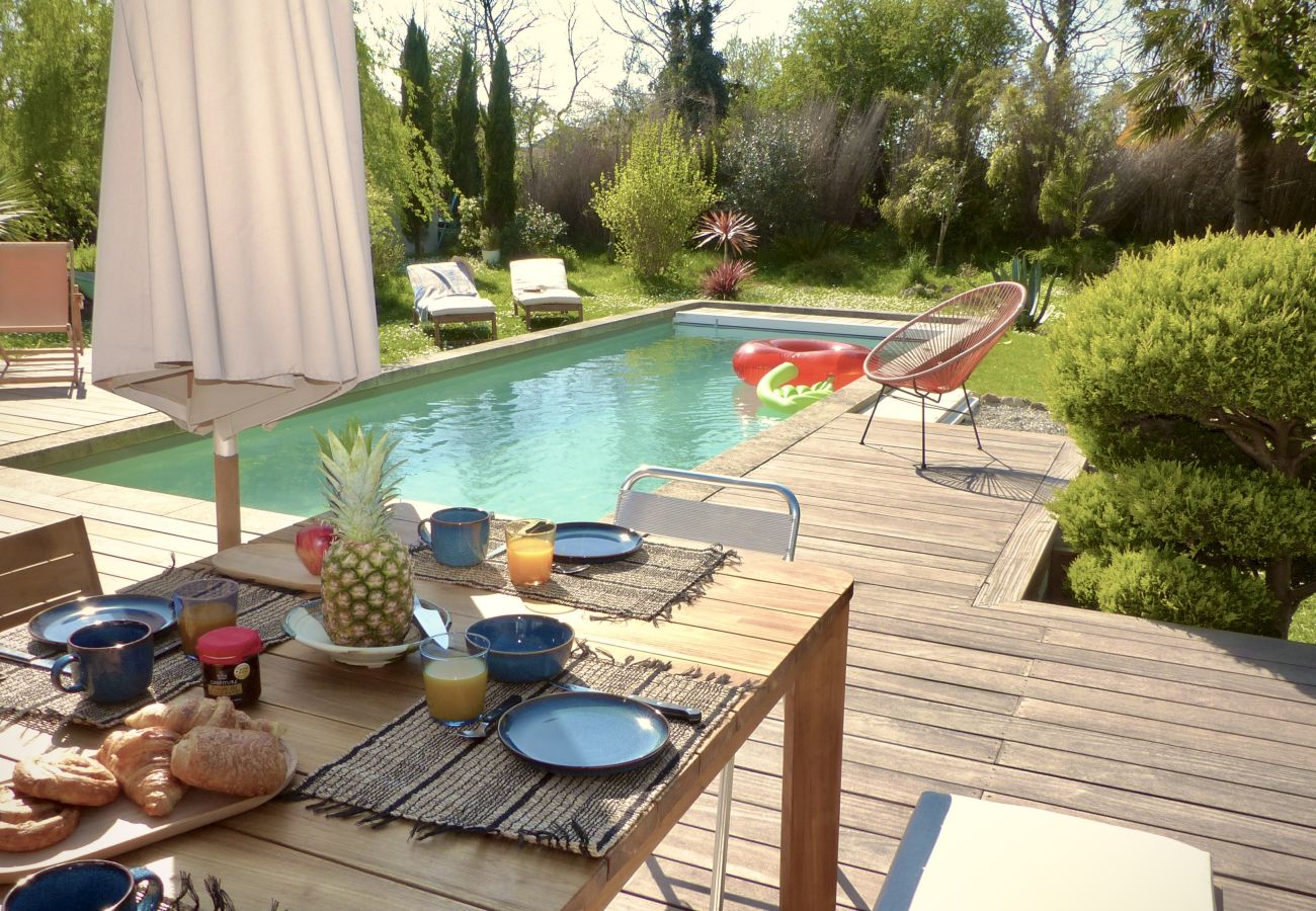 Villa à Erdeven - Kercolette, havre de paix avec piscine prox plages