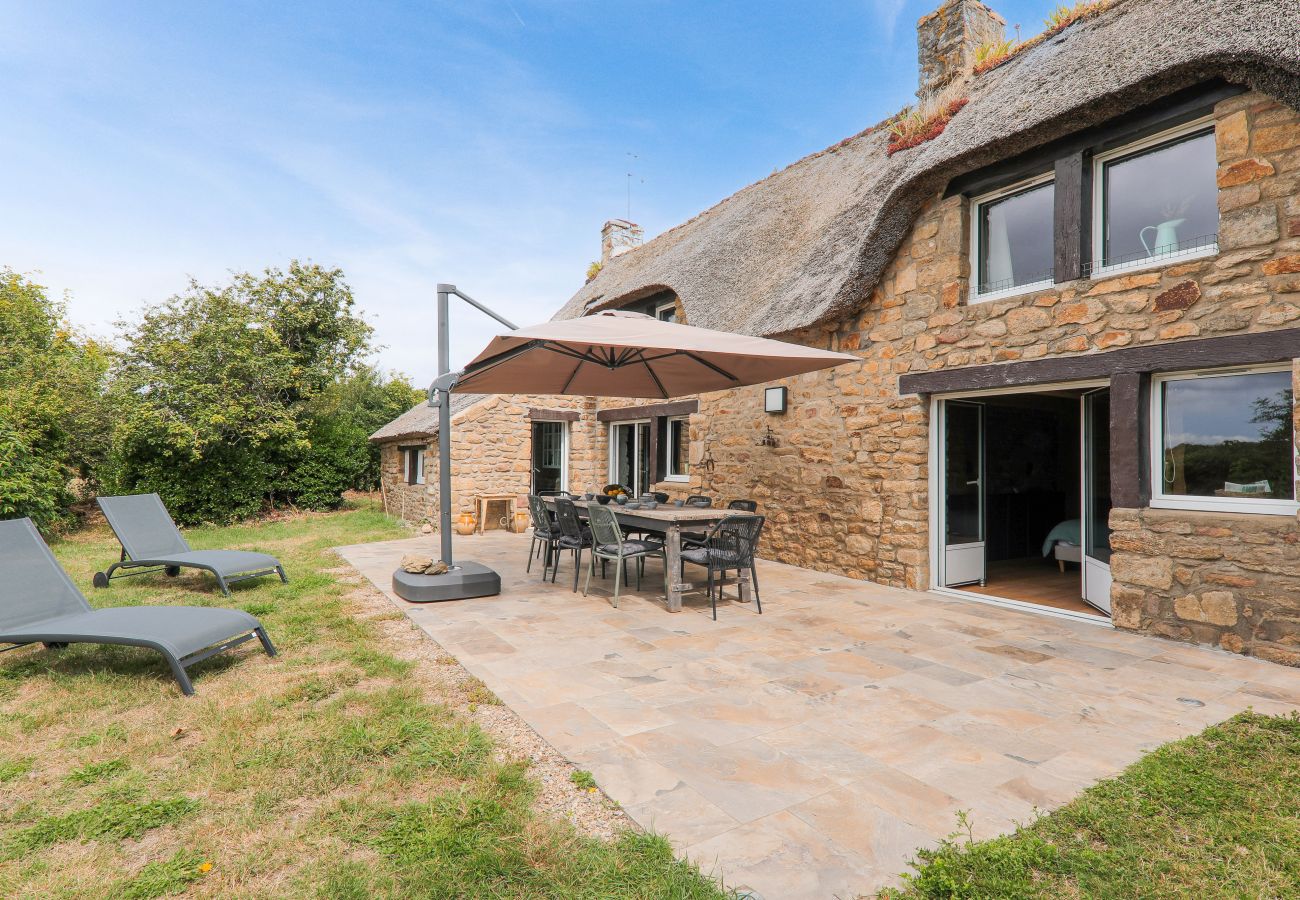 Maison à Plougoumelen - Chaumière bretonne avec jardin, Golfe du Morbihan