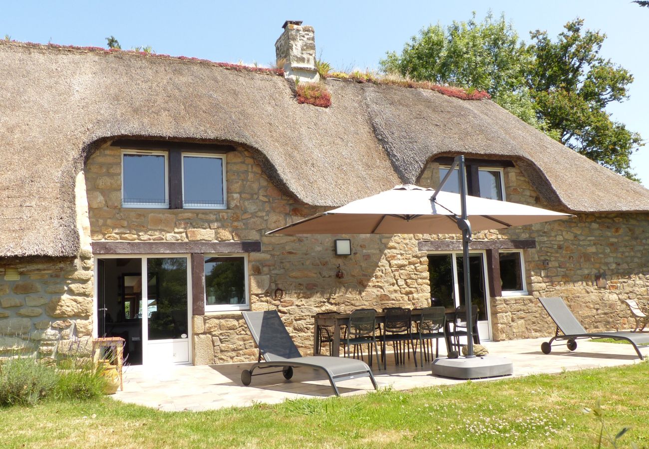Maison à Plougoumelen - Chaumière bretonne avec jardin, Golfe du Morbihan