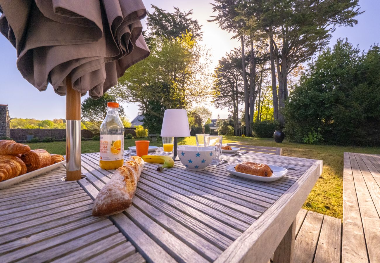 Maison à La Trinité-sur-Mer - Maison de vacances avec jardin proche de la plage du Men Du